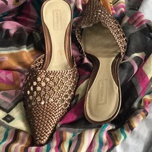 NEW Bronze leather woven sling back mules with kitten heel. Made in Brazil 8 1/2